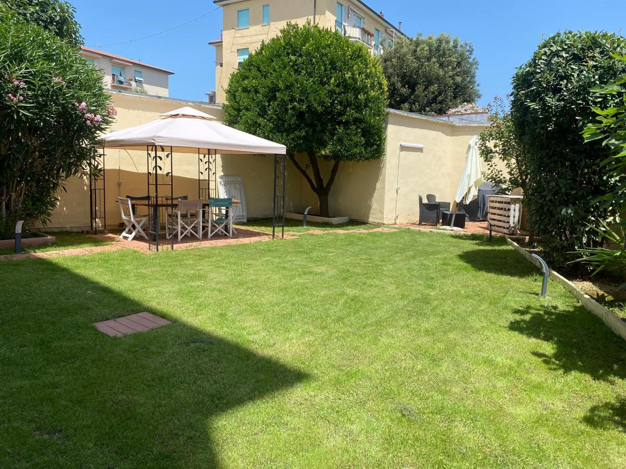 Casa Vento Marino Leilighet Livorno Eksteriør bilde